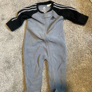 Adidas Kids Black and Gray Footie
